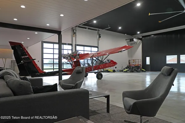 $5,500,000 | 868 Diamandis Drive, Alpine, WY 83128