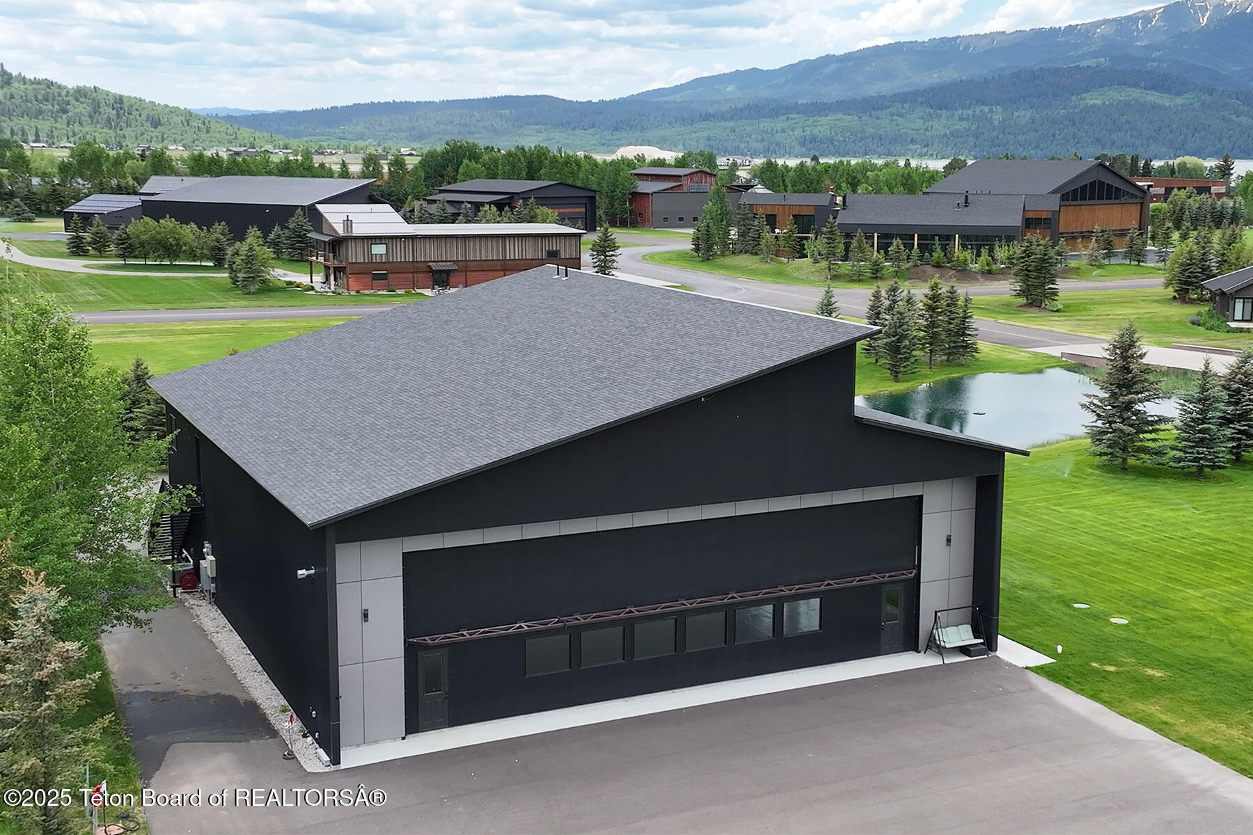 868 Diamandis Drive Alpine, WY 83128 - Photo 2 of 37 868_Diamondis_Refuge_s_w_aerial_MLS