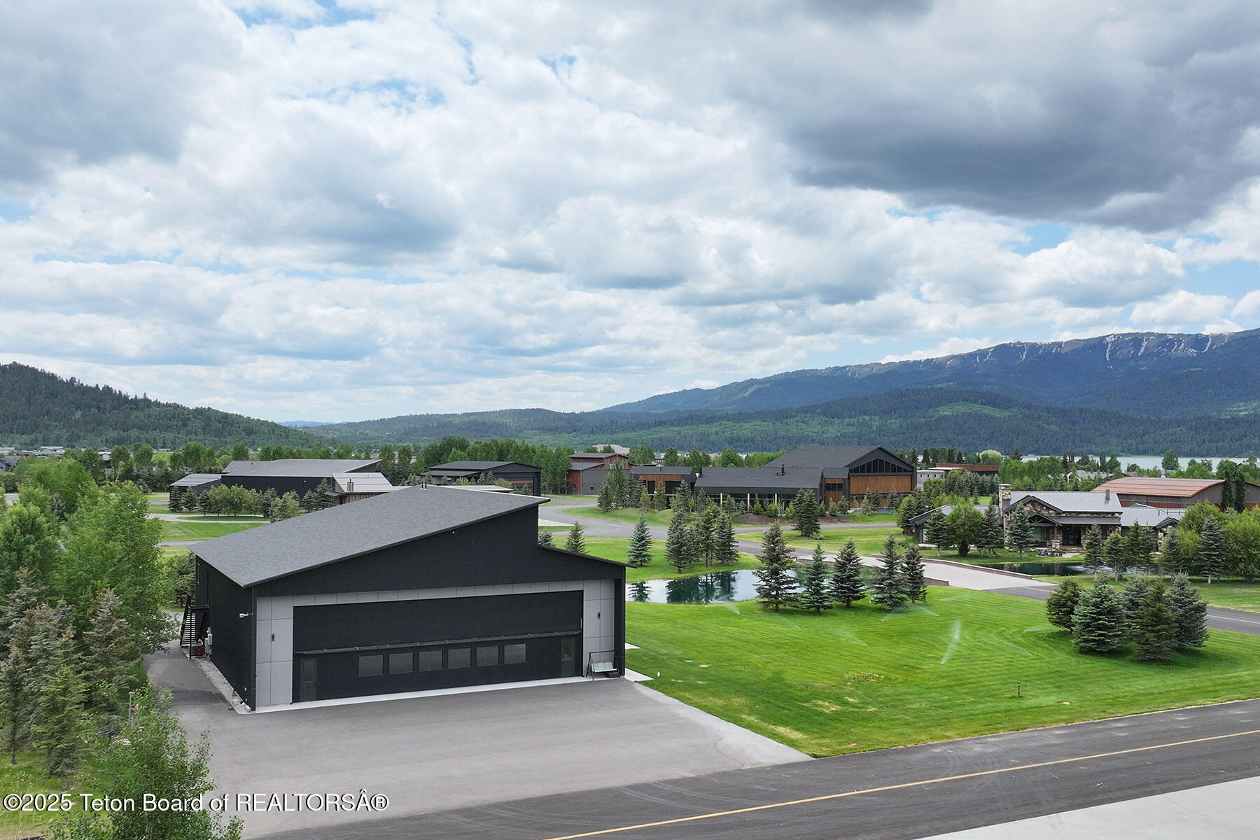 868 Diamandis Drive Alpine, WY 83128 - Photo 26 of 37 868_Diamondis_Refuge_s_aerial_MLS