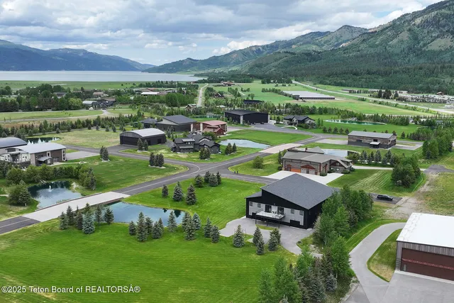 $5,500,000 | 868 Diamandis Drive, Alpine, WY 83128