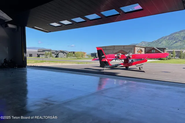 $5,500,000 | 868 Diamandis Drive, Alpine, WY 83128