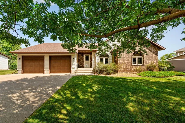 $335,000 | 554 Kar-Mil Place, Gaylord, MN 55334