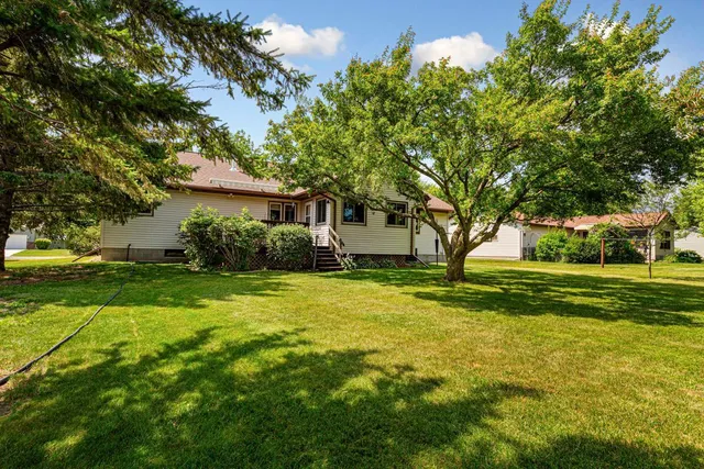 $335,000 | 554 Kar-Mil Place, Gaylord, MN 55334