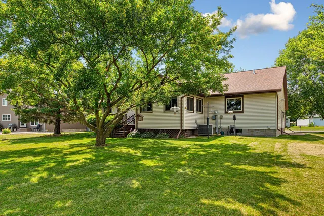 $335,000 | 554 Kar-Mil Place, Gaylord, MN 55334
