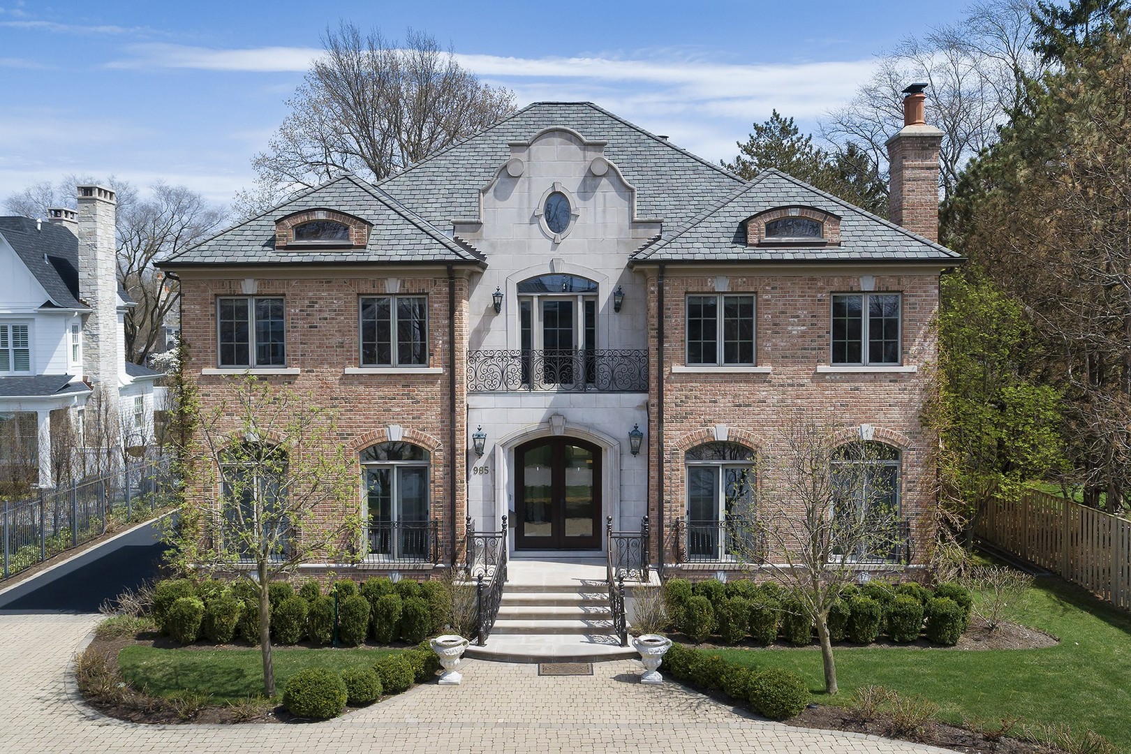 985 Pine Tree Lane Winnetka, IL 60093 - Photo 1 of 40