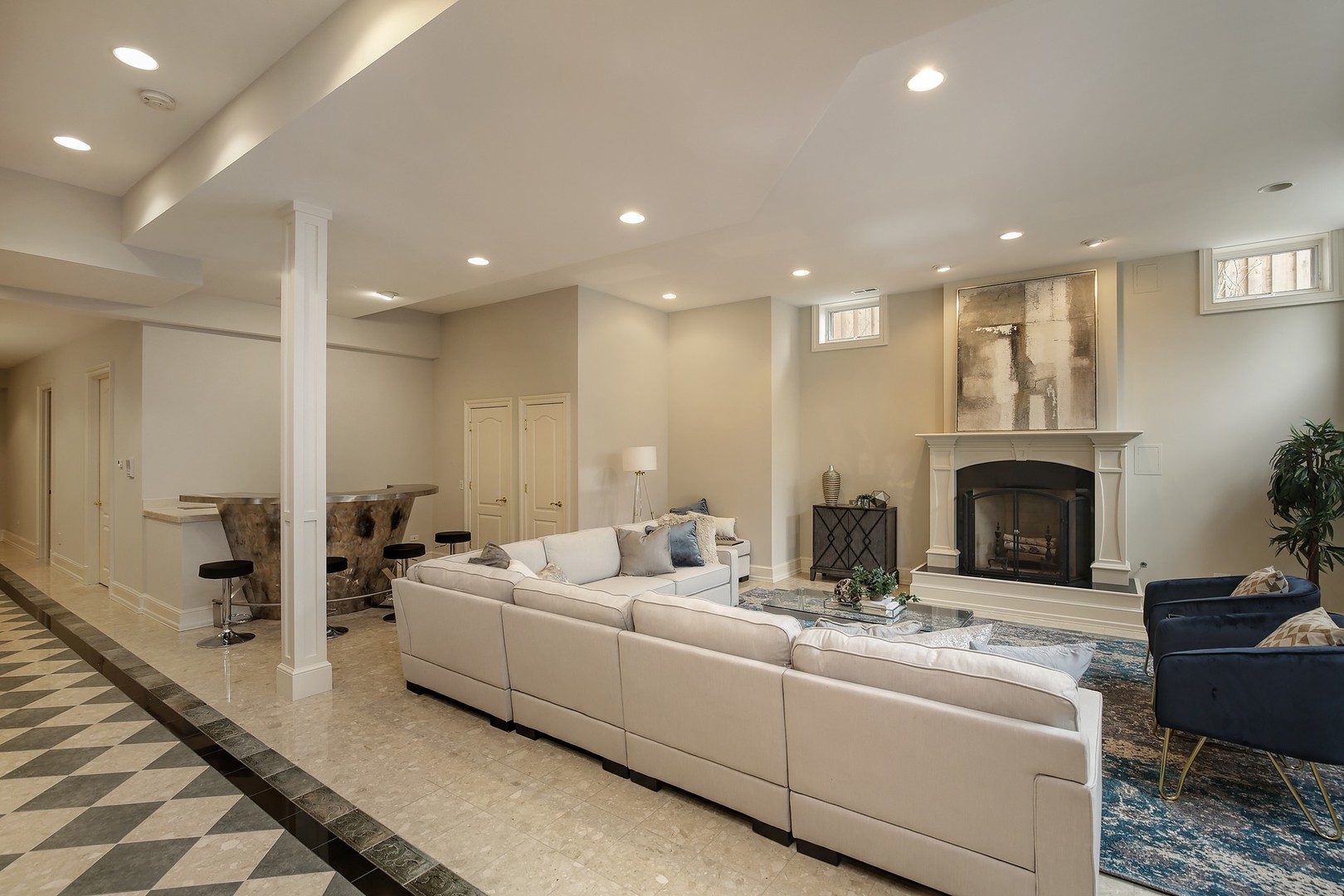 985 Pine Tree Lane Winnetka, IL 60093 - Photo 23 of 40