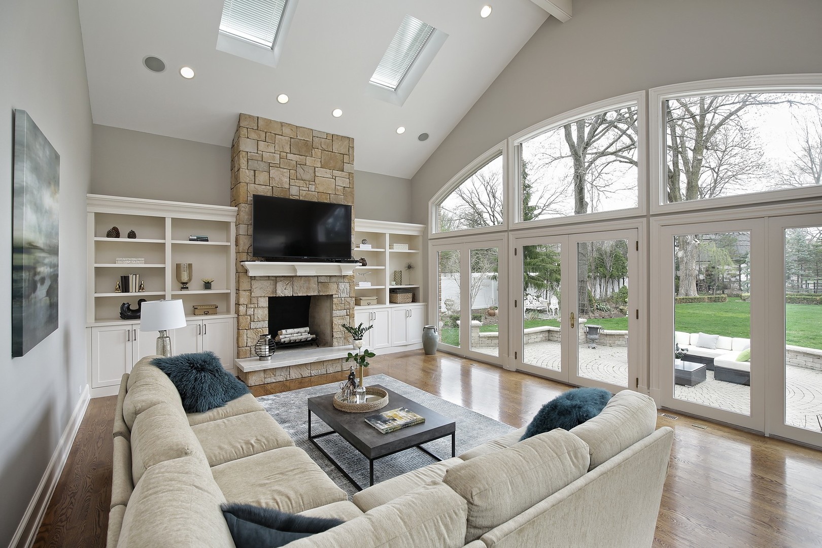 985 Pine Tree Lane Winnetka, IL 60093 - Photo 7 of 40