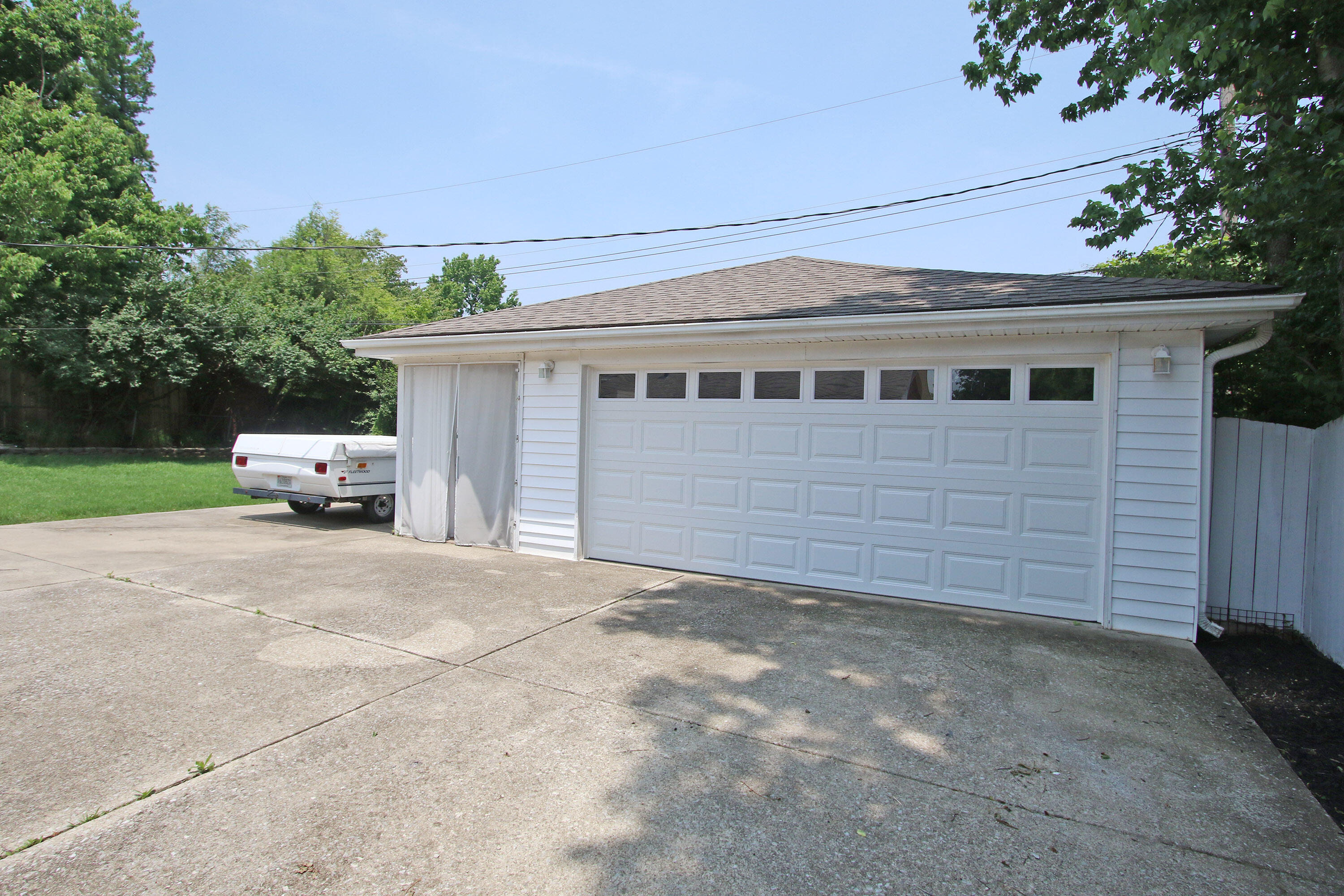 1035 Castleton Way Lexington, KY 40517 - Photo 31 of 44 31