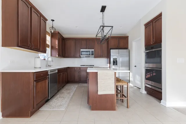 $543,900 | 10229 Central Park Boulevard, Huntley, IL 60142