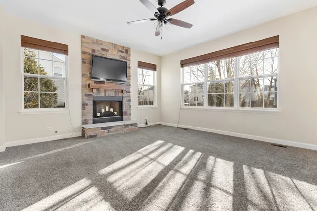 $543,900 | 10229 Central Park Boulevard, Huntley, IL 60142