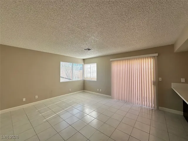 $1,950 | 120 Clifton Heights Drive, Las Vegas, NV 89145