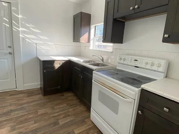 $1,050 | 4144 Herring Avenue, Marianna, FL 32448