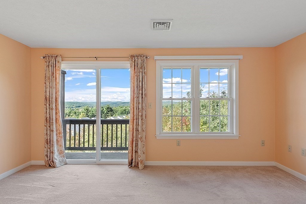 34 Oak Leaf Road, Unit 34 Fitchburg, MA 01420 - Photo 18 of 34