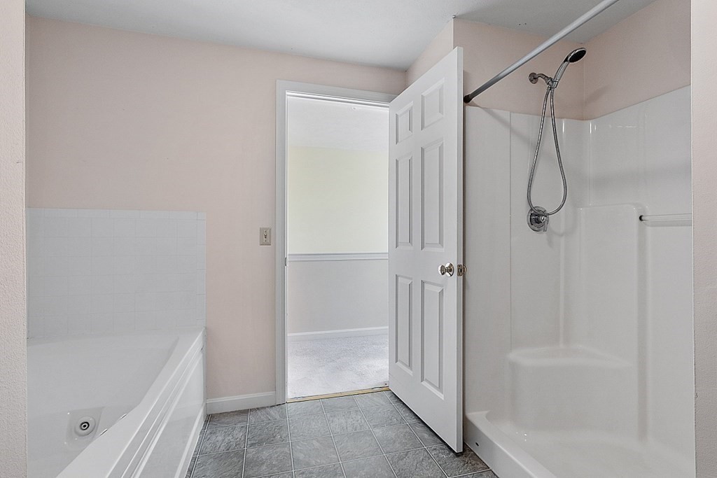 34 Oak Leaf Road, Unit 34 Fitchburg, MA 01420 - Photo 26 of 34