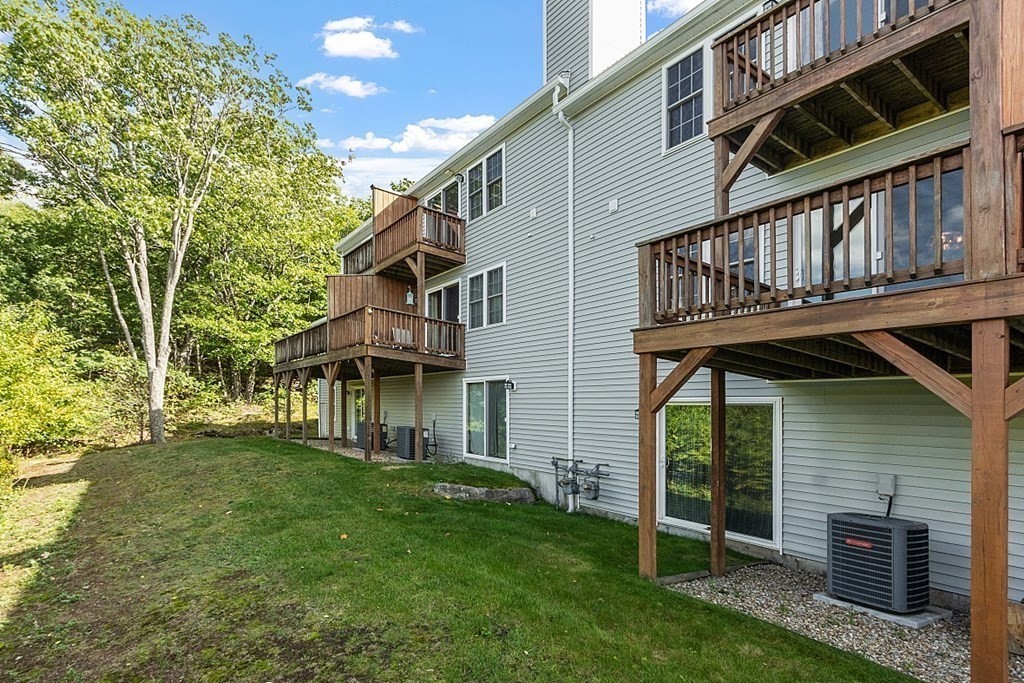 34 Oak Leaf Road, Unit 34 Fitchburg, MA 01420 - Photo 31 of 34