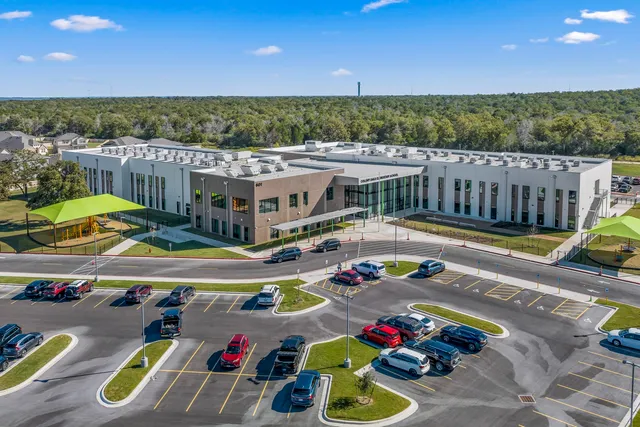 $419,900 | 118 Periwinkle Lane, Bastrop, TX 78602