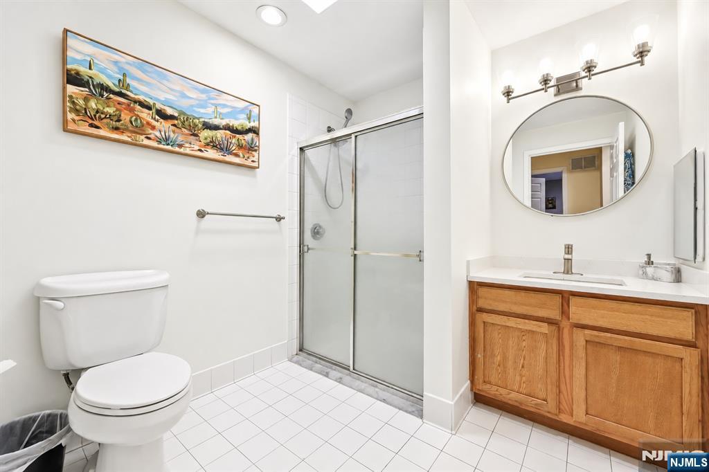 39 Union Street, Unit 402 Hackensack, NJ 07601 - Photo 21 of 38 Gallery Image 21