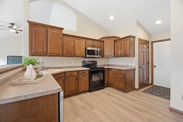 $429,900 | 535 Coonen Drive, Combined Locks, WI 54113