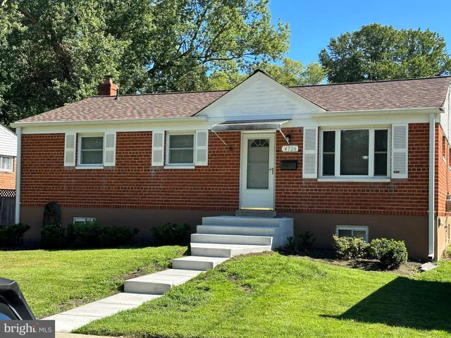 $2,600 | 4726 Boiling Brook Parkway, Rockville, MD 20852