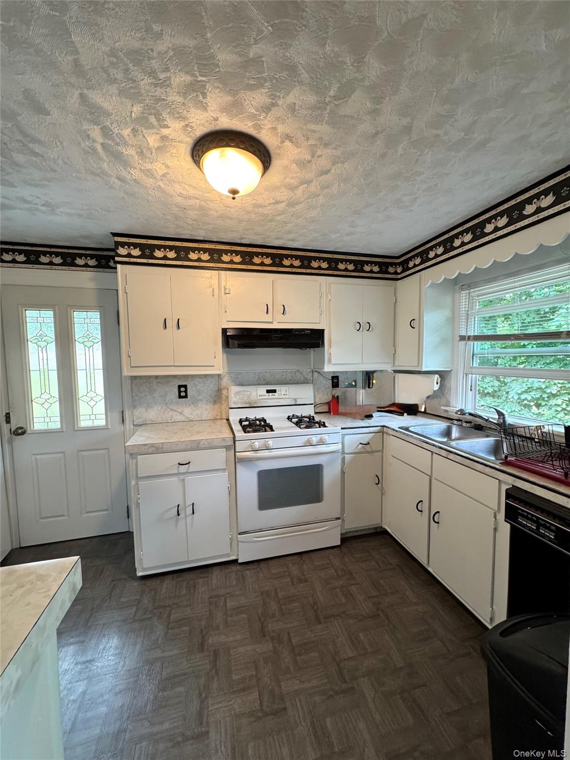 35 Willow Road Beacon, NY 12508 - Photo 10 of 23