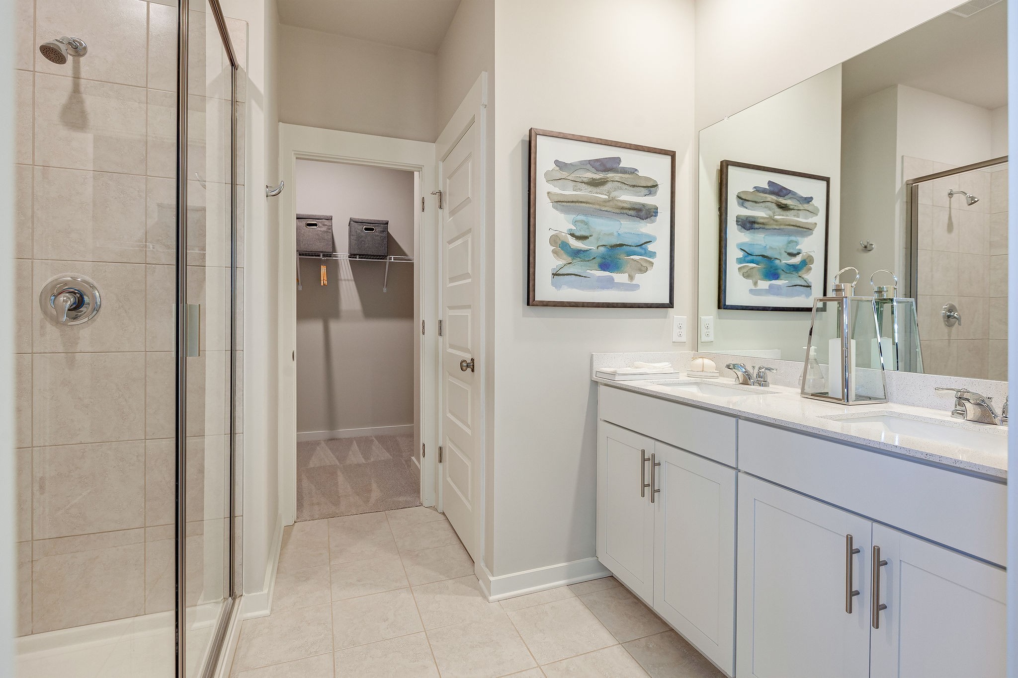 2428 Williams Ridge Drive Columbia, TN 38401 - Photo 7 of 30 a spacious bathroom with a shower sink and mirror