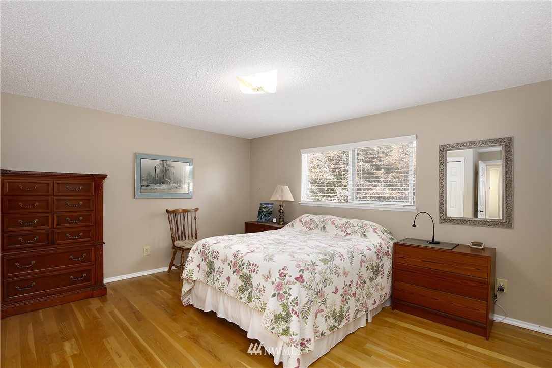 4510 Northeast 22nd Place Renton, WA 98059 - Photo 14 of 25 Gallery Image 14