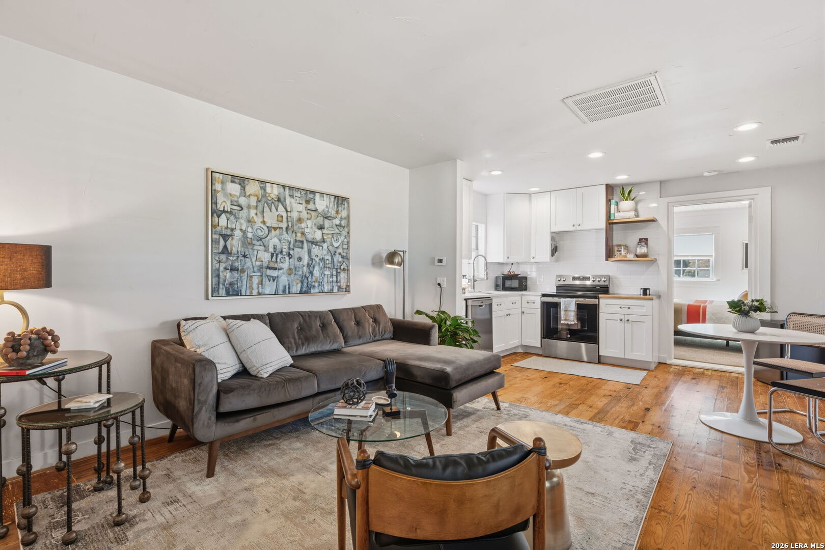 903 Front Street Comfort, TX 78013 - Photo 8 of 28