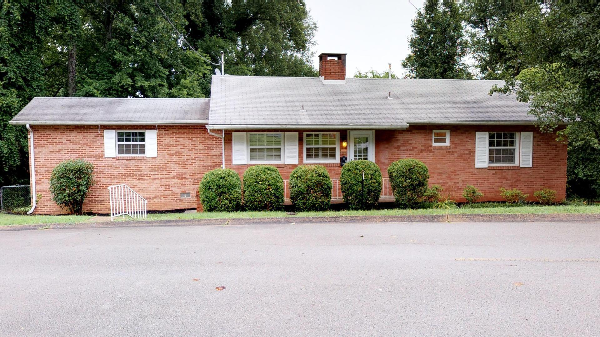 104 Evans Lane Oak Ridge, TN 37830 - Photo 1 of 38 pySuF2r8Tw5 - 06.29.2018_09.28.55