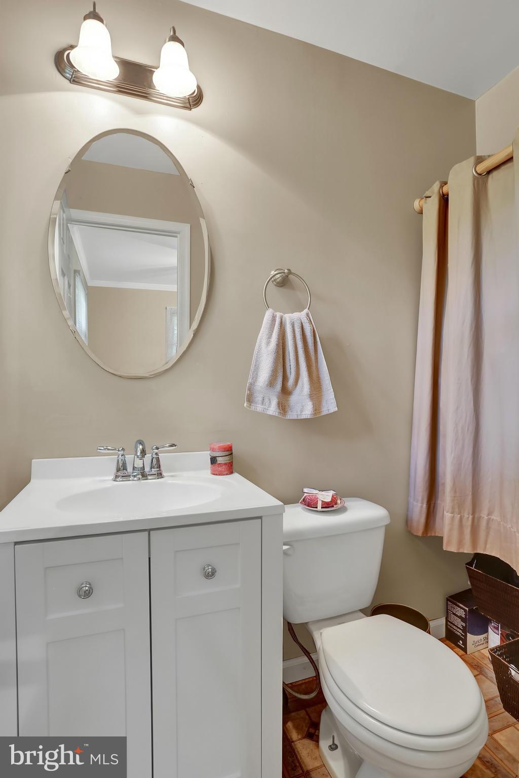 5860 Swamp Circle Road Deale, MD 20751 - Photo 21 of 25 Bath
