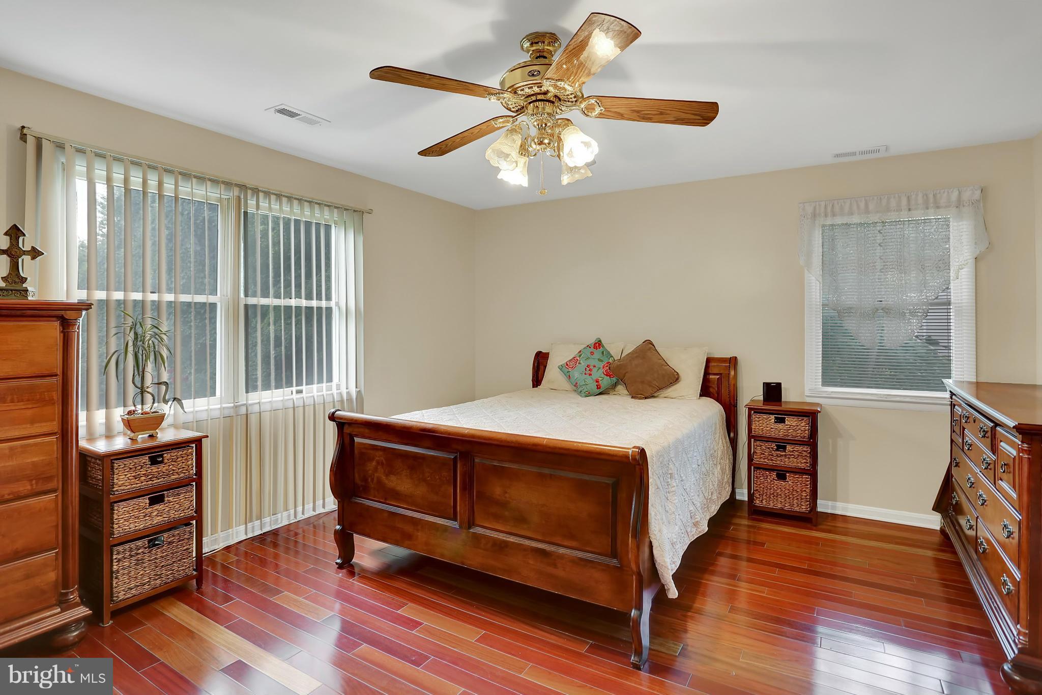 5860 Swamp Circle Road Deale, MD 20751 - Photo 5 of 25 Bedroom (Master)