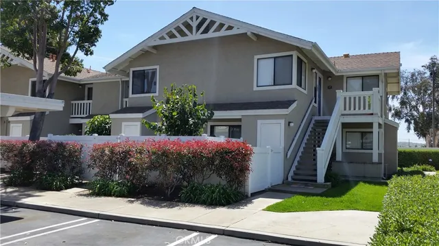 $3,250 | 283 Tarocco, Irvine, CA 92618
