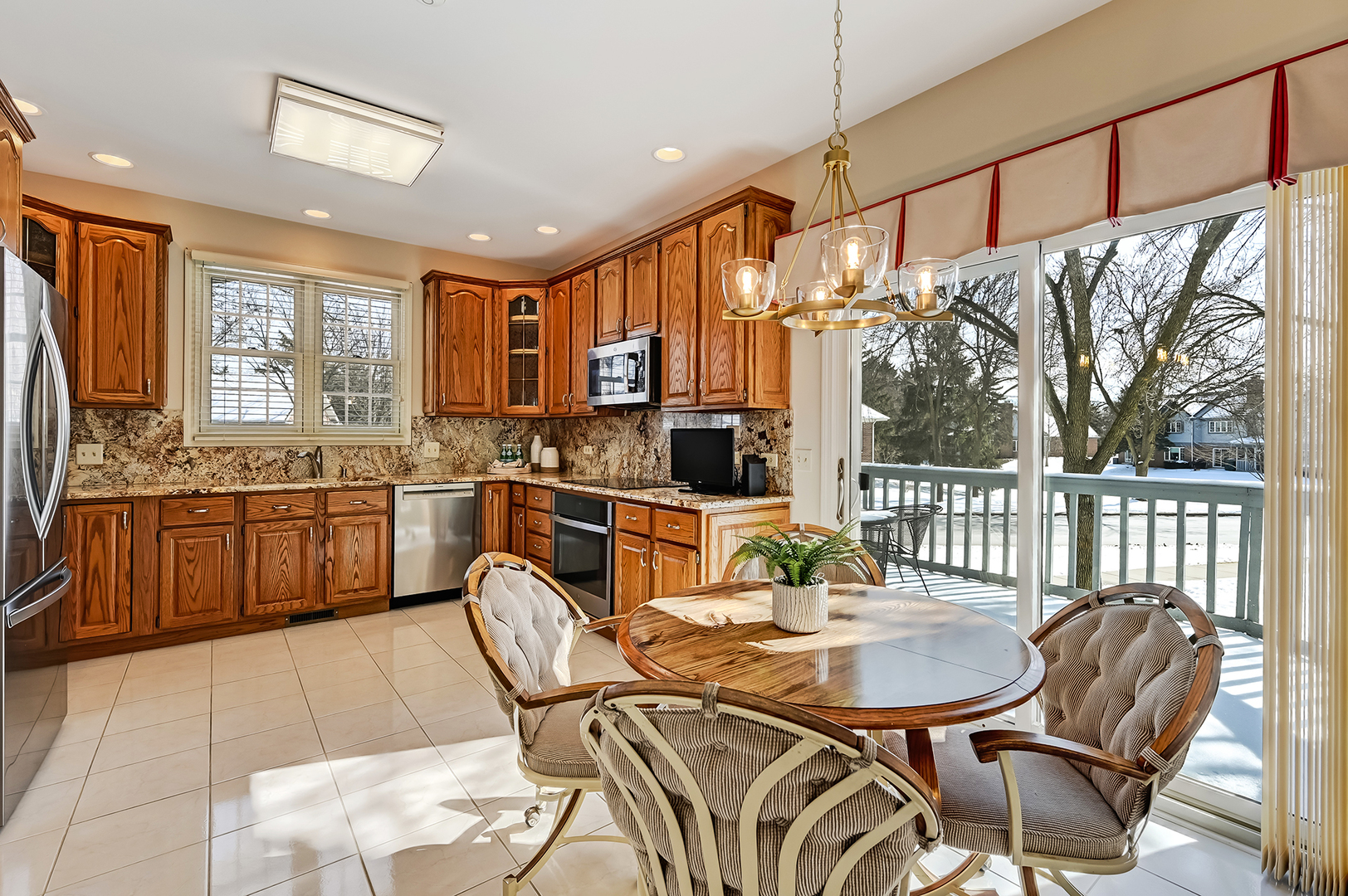 137 Northgate Place, Unit NONE Burr Ridge, IL 60527 - Photo 8 of 33 Gallery Image 8