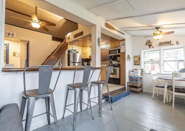 $1,900 | 2555 Melvin Road, Pinckney, MI 48169