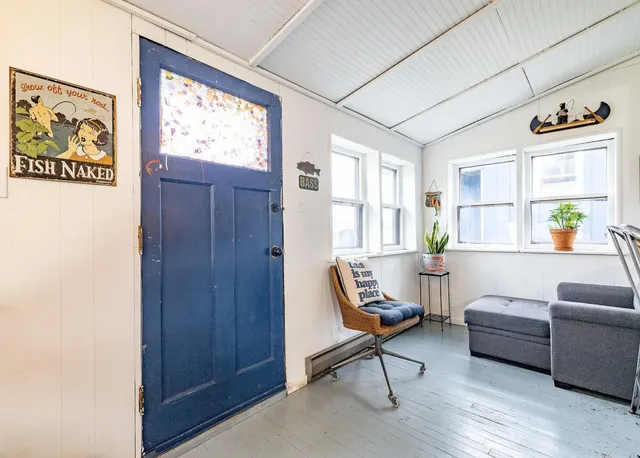 $1,900 | 2555 Melvin Road, Pinckney, MI 48169