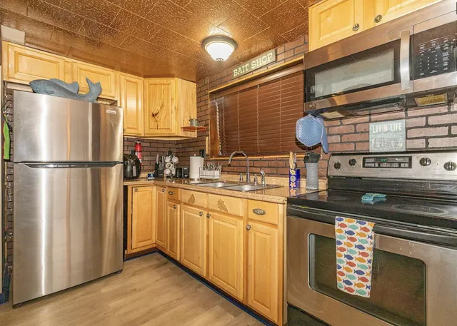 $1,900 | 2555 Melvin Road, Pinckney, MI 48169