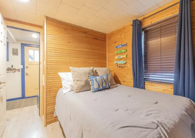 $1,900 | 2555 Melvin Road, Pinckney, MI 48169