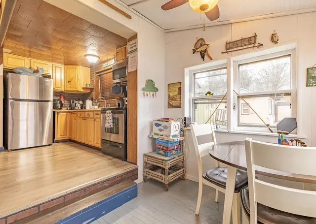 $1,900 | 2555 Melvin Road, Pinckney, MI 48169