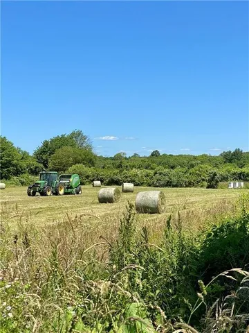 $2,980,000 | 362 Bramans Lane, Portsmouth, RI 02871