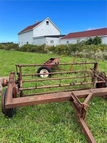 $2,980,000 | 362 Bramans Lane, Portsmouth, RI 02871