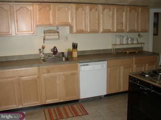 279 Blue Anchor Road Sicklerville, NJ 08081 - Photo 3 of 6
