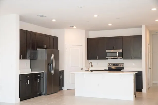 $2,750 | 1085 West Orange Trail, Ocoee, FL 34761