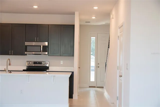 $2,750 | 1085 West Orange Trail, Ocoee, FL 34761