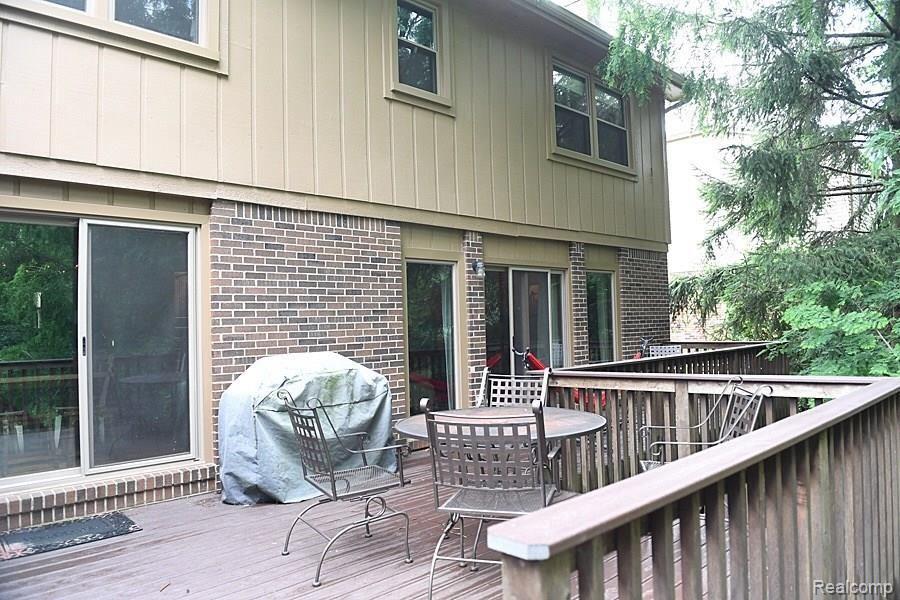689 Ten Point Drive Rochester Hills, MI 48309 - Photo 63 of 70