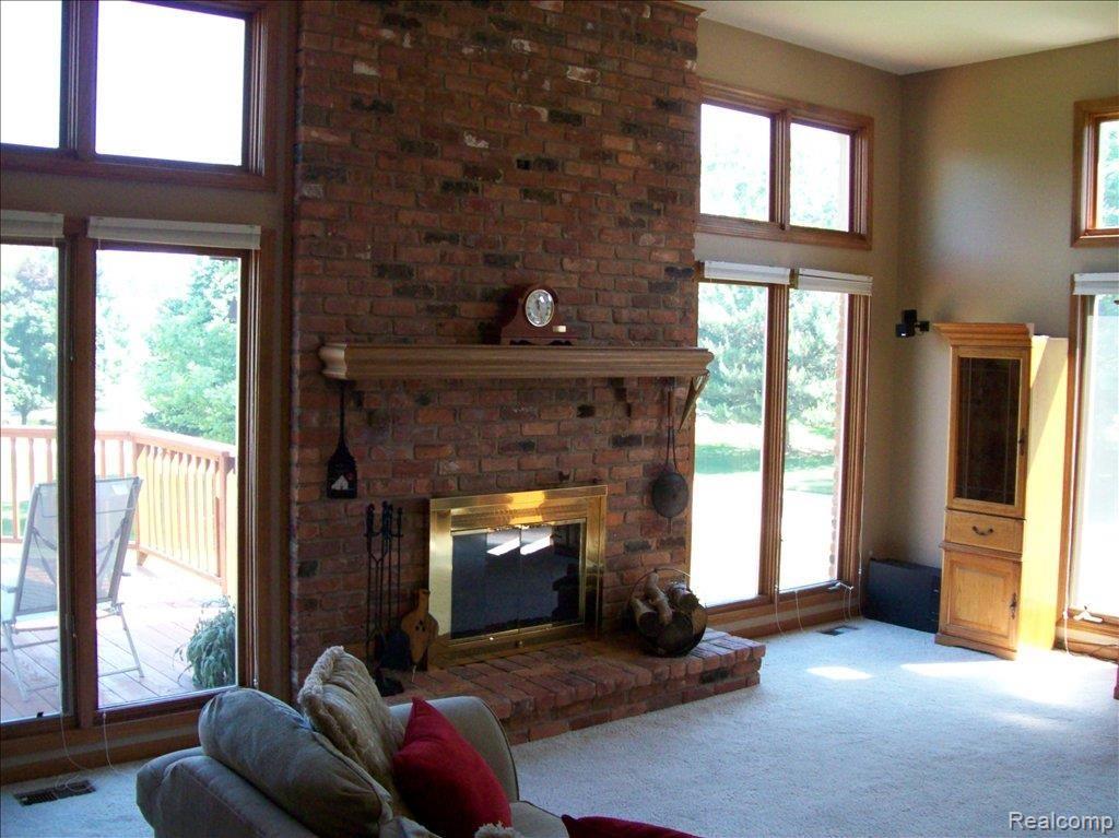 GREAT ROOM FIREPLACE