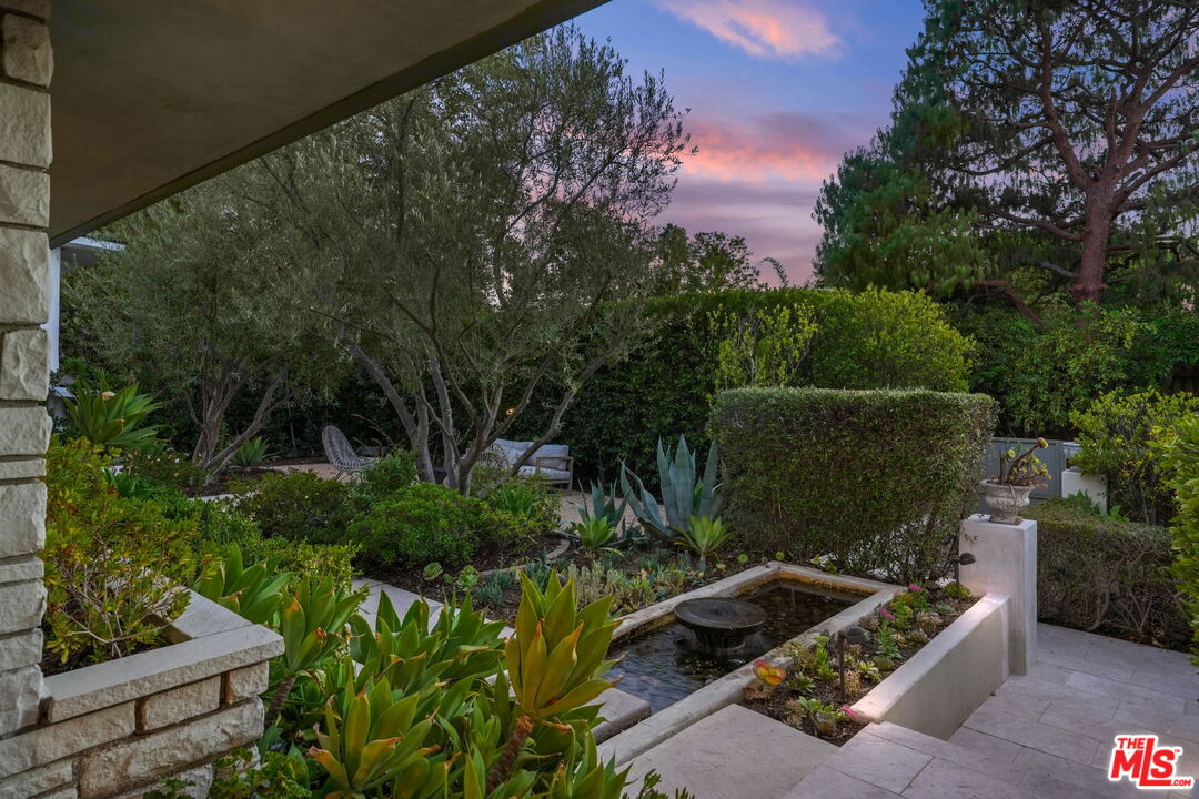 3428 Wrightview Drive Studio City, CA 91604 - Photo 11 of 57