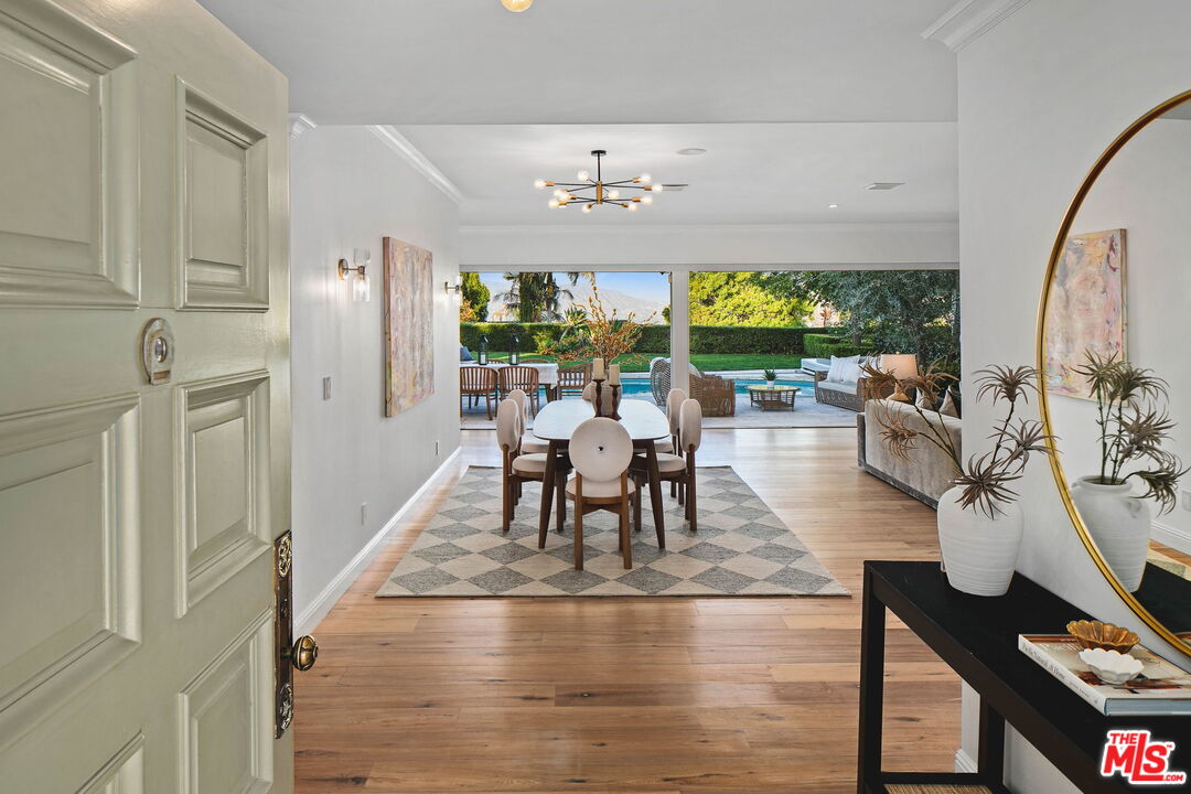 3428 Wrightview Drive Studio City, CA 91604 - Photo 13 of 57