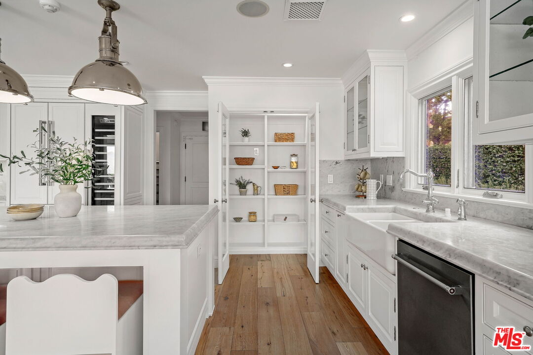 3428 Wrightview Drive Studio City, CA 91604 - Photo 26 of 57