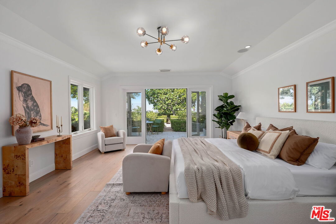 3428 Wrightview Drive Studio City, CA 91604 - Photo 31 of 57