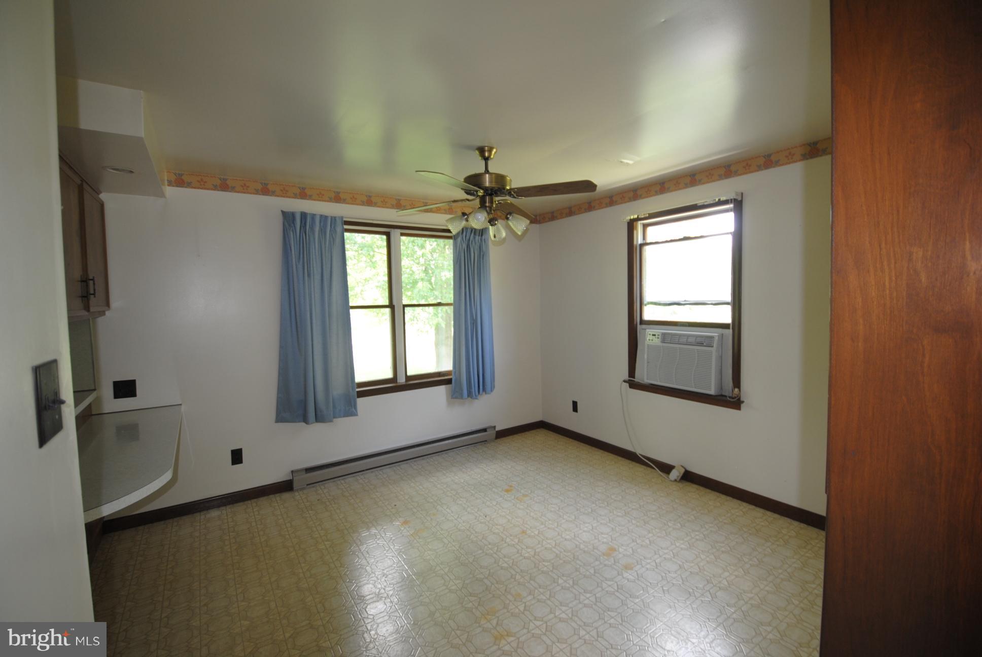 3223 Kimble Road Berryville, VA 22611 - Photo 8 of 27 Dining Room