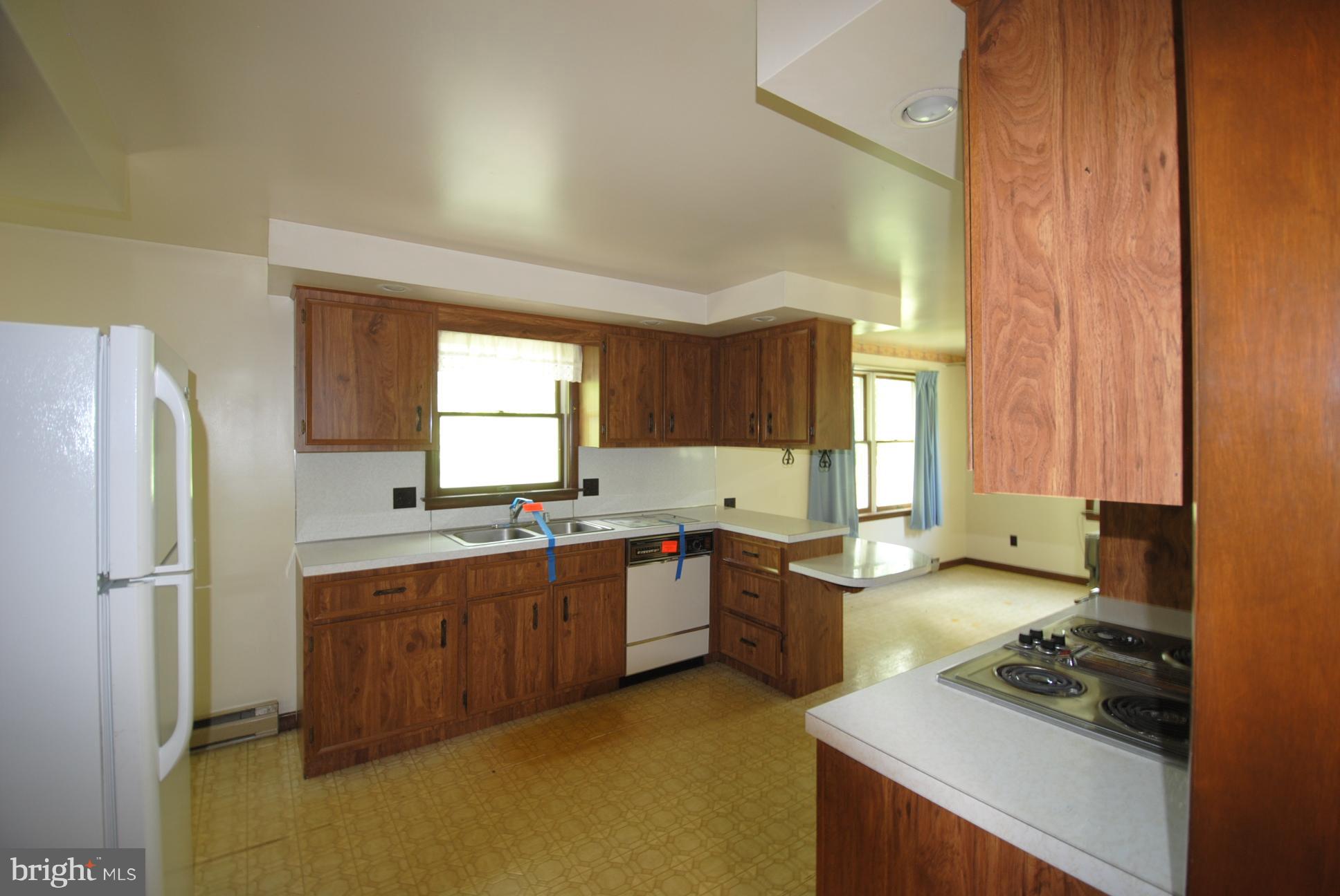 3223 Kimble Road Berryville, VA 22611 - Photo 9 of 27 Kitchen